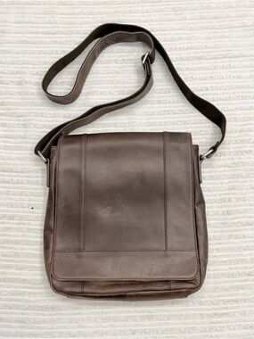 Danier Rustic Brown Leather Messenger Bag
